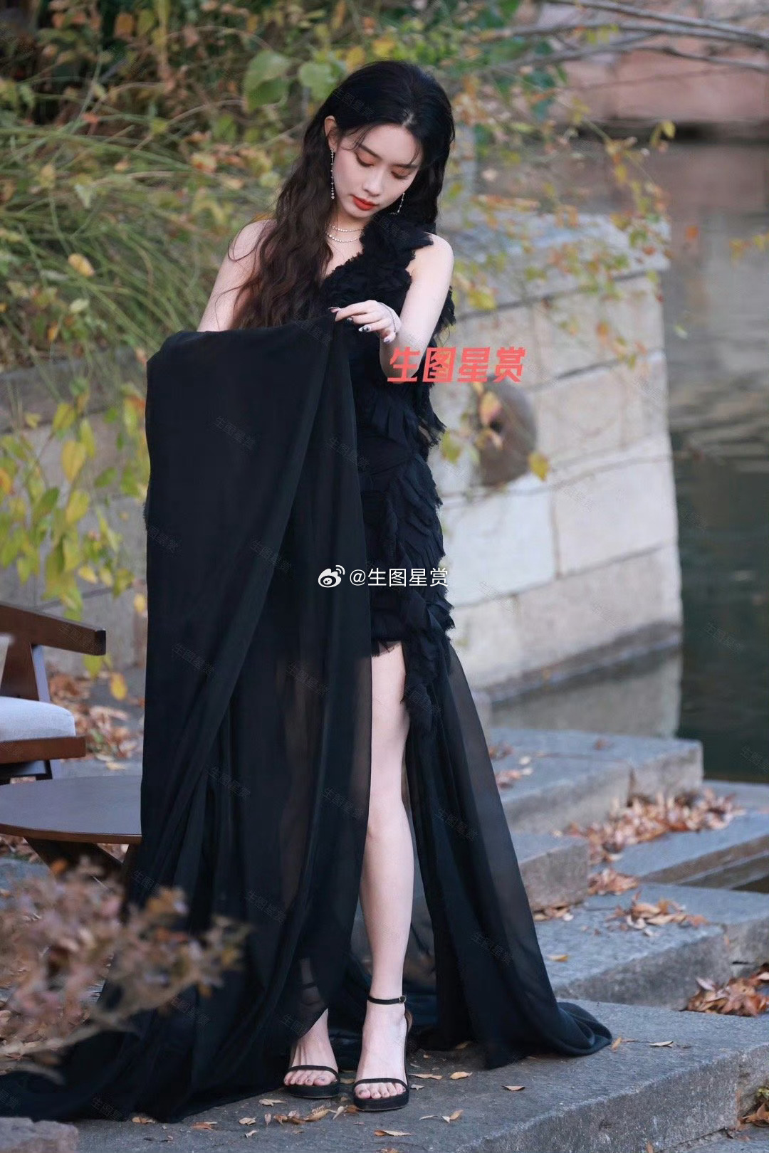 2368独家原图已⬆️，159+21p(流传出去的159p为别人后期去水印修复的