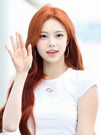 ahyeon 和 ian 两位六女一机场新闻图状态怎么评？ 