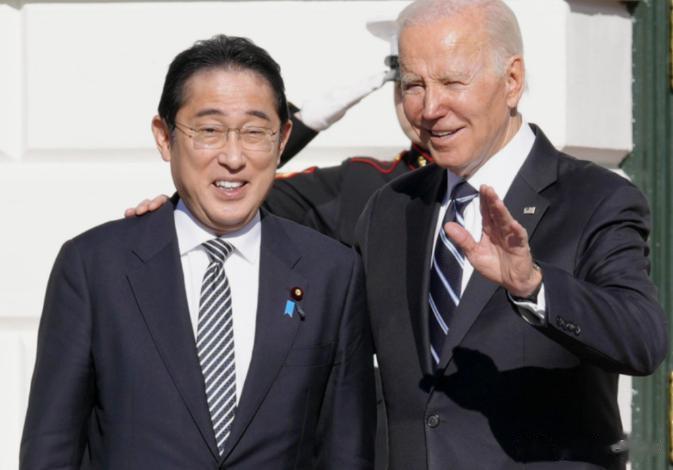 日本作为美国最忠实的跟班，几乎完全听令于美方，这次也不例外！
在布林肯成功实现访