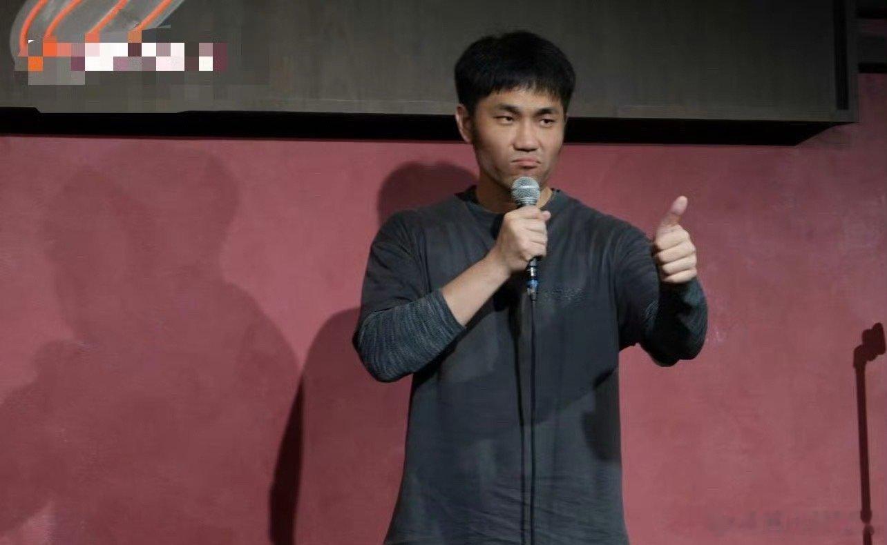 喜单冠军 翟佳宁喜单你最好不要和网传的一样…翟佳宁不能是冠军吧，芒果有自己的歌王