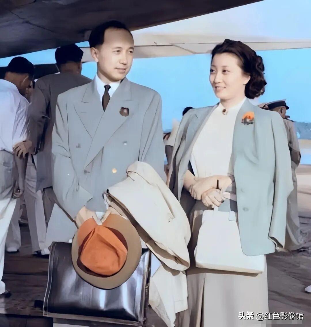 中国最美的夫妻！[强][强][强][心][心][心][玫瑰][玫瑰][玫瑰]蒋英
