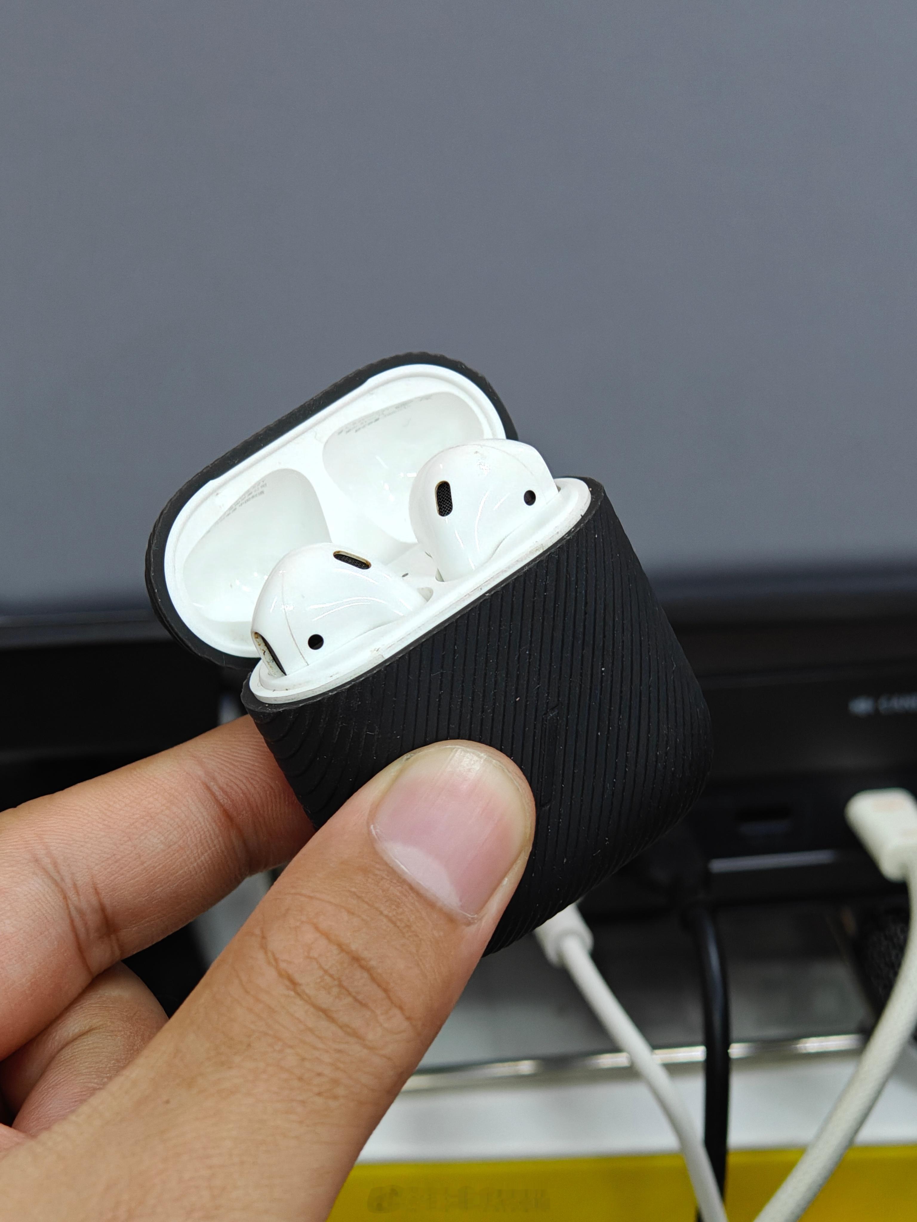 AirPods 2 已经没有办法从上班听到落班了。 ​​​