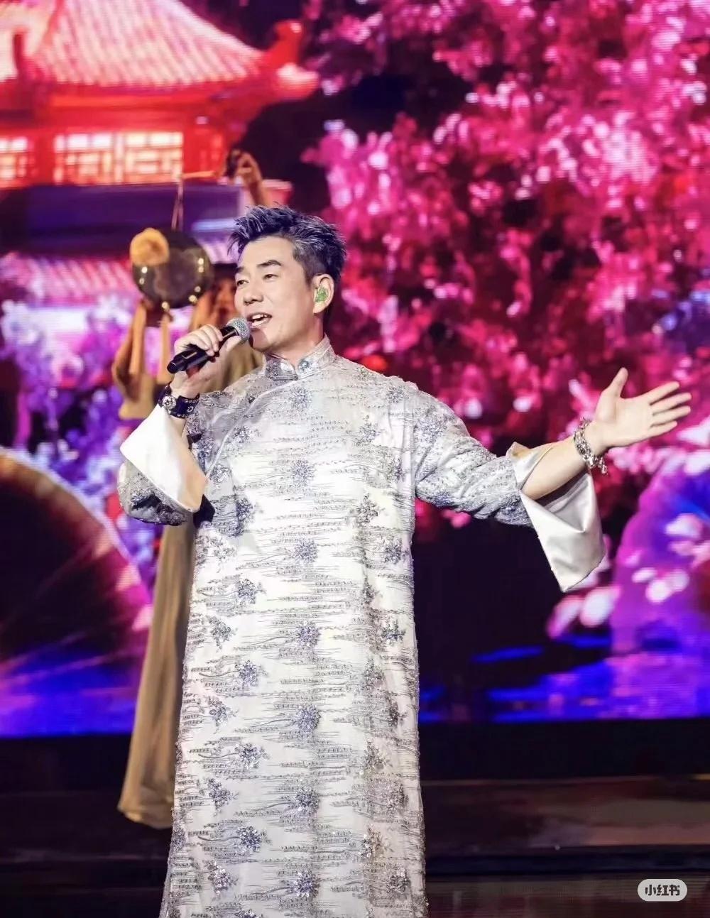 这是谁的神仙颜值啊啊啊！任贤齐同款穿搭
上海滩 新中式穿搭 潮流搭配 型男穿搭 