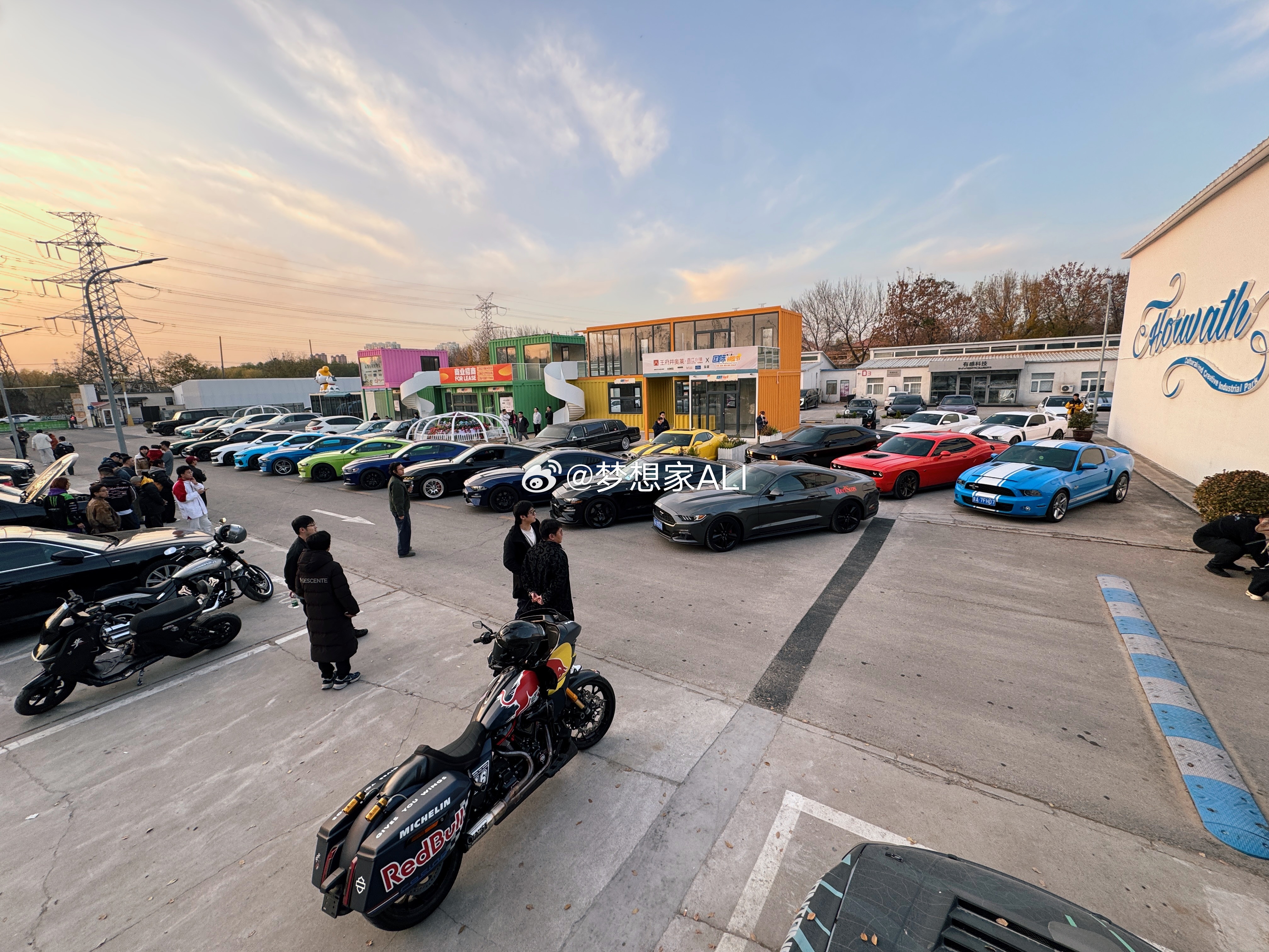 燃油巴适的美式车聚日‼️就问棒不棒❓ 👏 