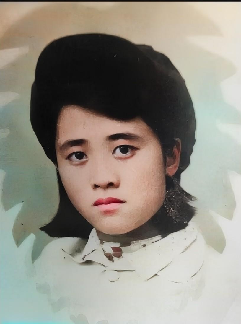 修复老照片上色寻找过去的印记 时代印记老照片 是土改那个年代的照片，老革命，今天