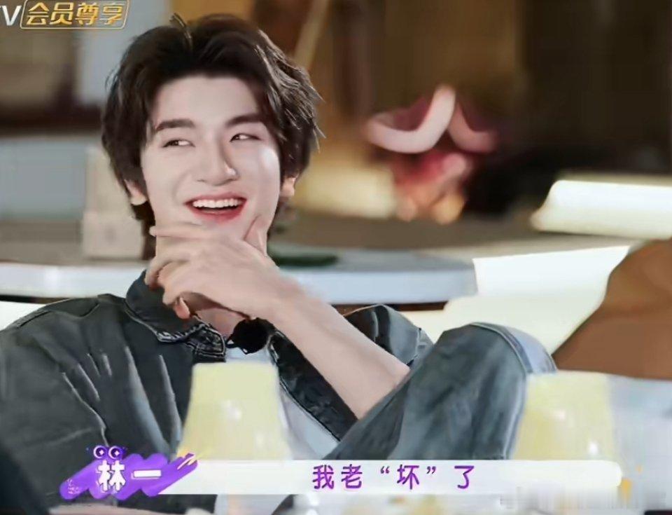 还是郭京飞通透：“为什么要这样，想毁了我们吗？”，感觉他已经预判到这个环节会引起