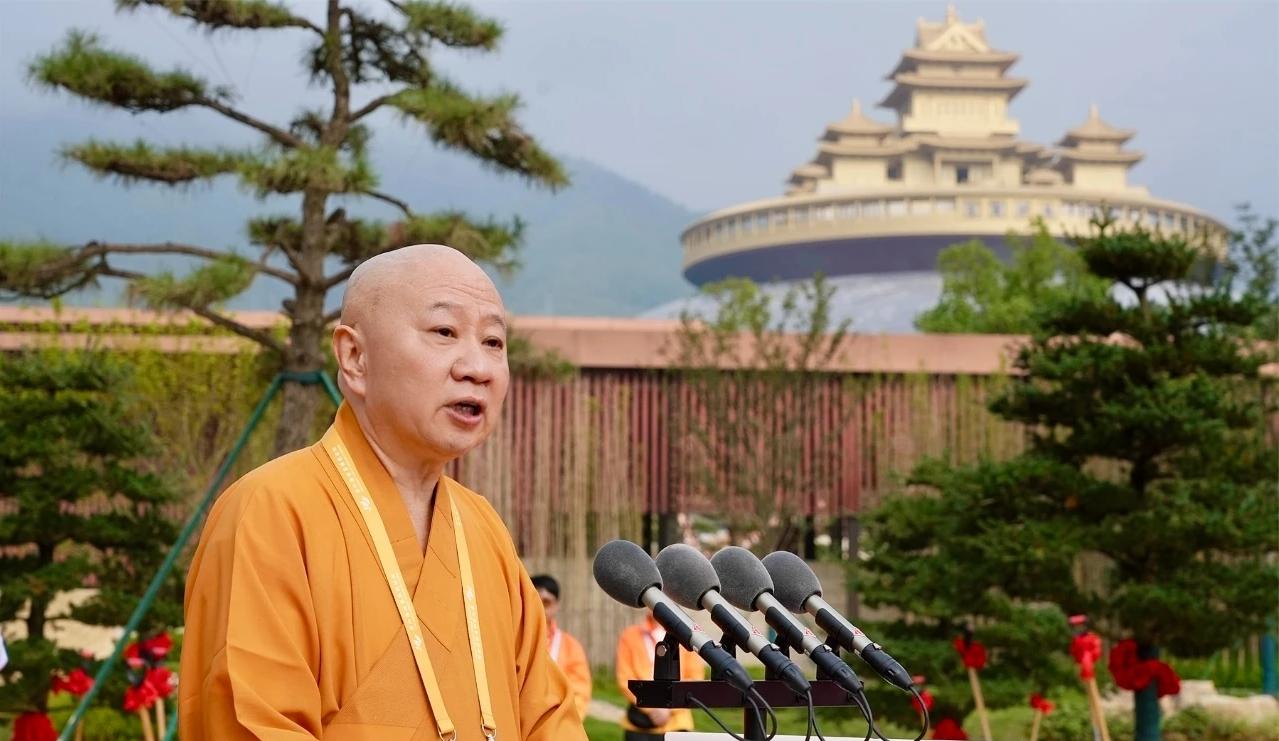 这是哪位师父，您认出来了吗？评论区留下你的祈愿吧！#愿所求皆所愿🙏 #祈福 #