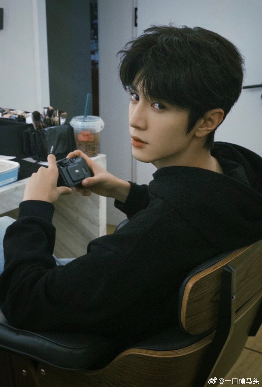 陈哲远骨折是自己洗澡摔的 大侦探11大侦探陈哲远2025最破防时刻，洗澡没注意直