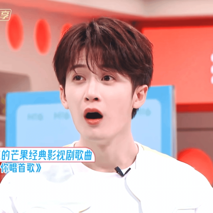 早上好其实我8点半就醒了[泪]
