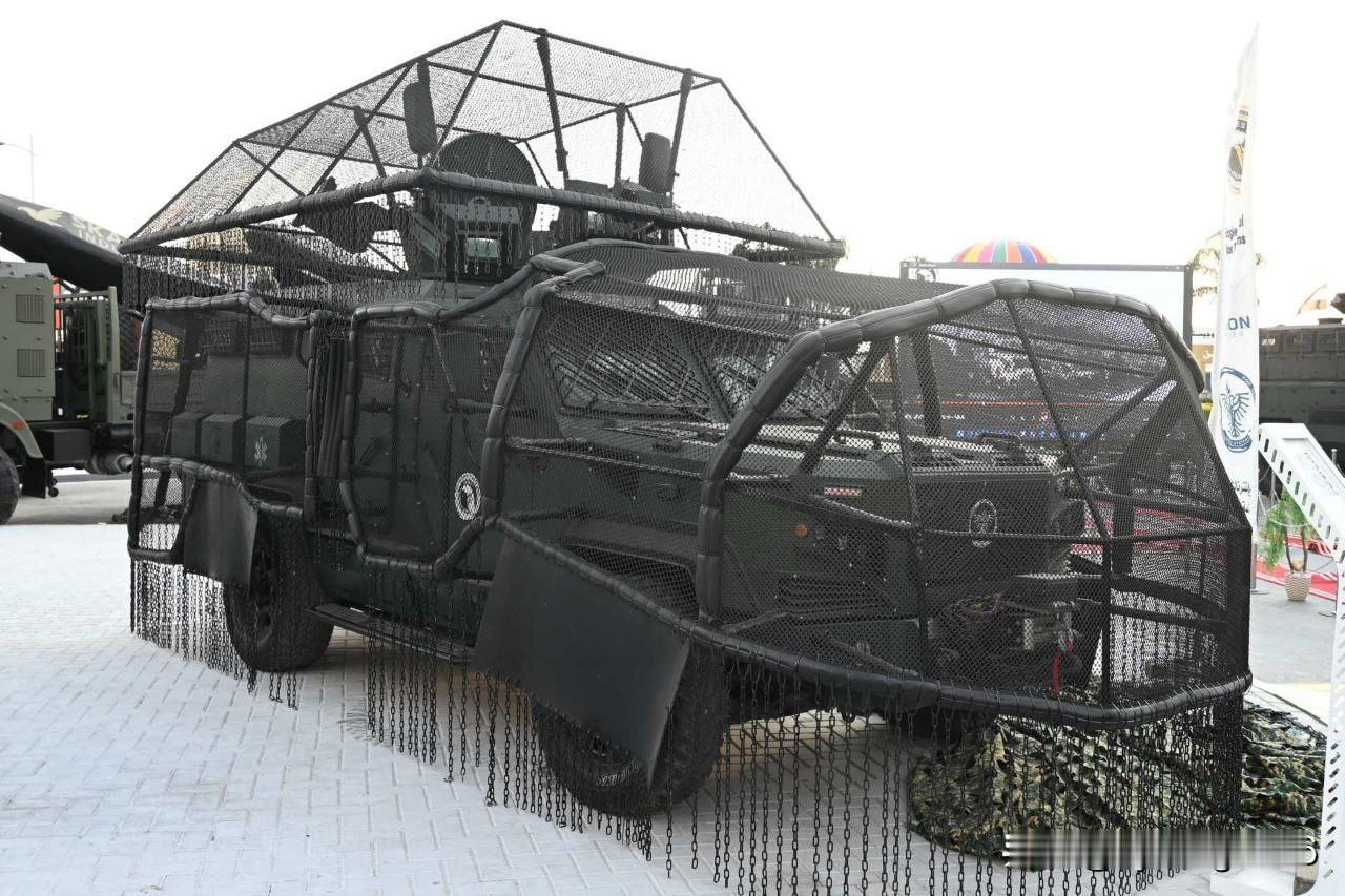 🇪🇬在2025年埃及防务展（EDEX 2025）上，埃及鹰牌国际防务系统公司