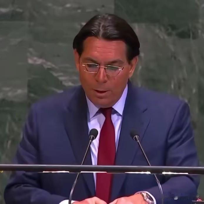 以色列这次真的破防了！
以色列代表在联合国大会上指责巴基斯坦、中国、法国、伊朗达