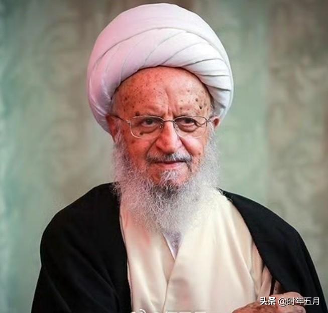 特大消息：

高级教长哈伊达里、马拉凯姆·希拉齐以及哈梅达尼已宣布对美国和以色列