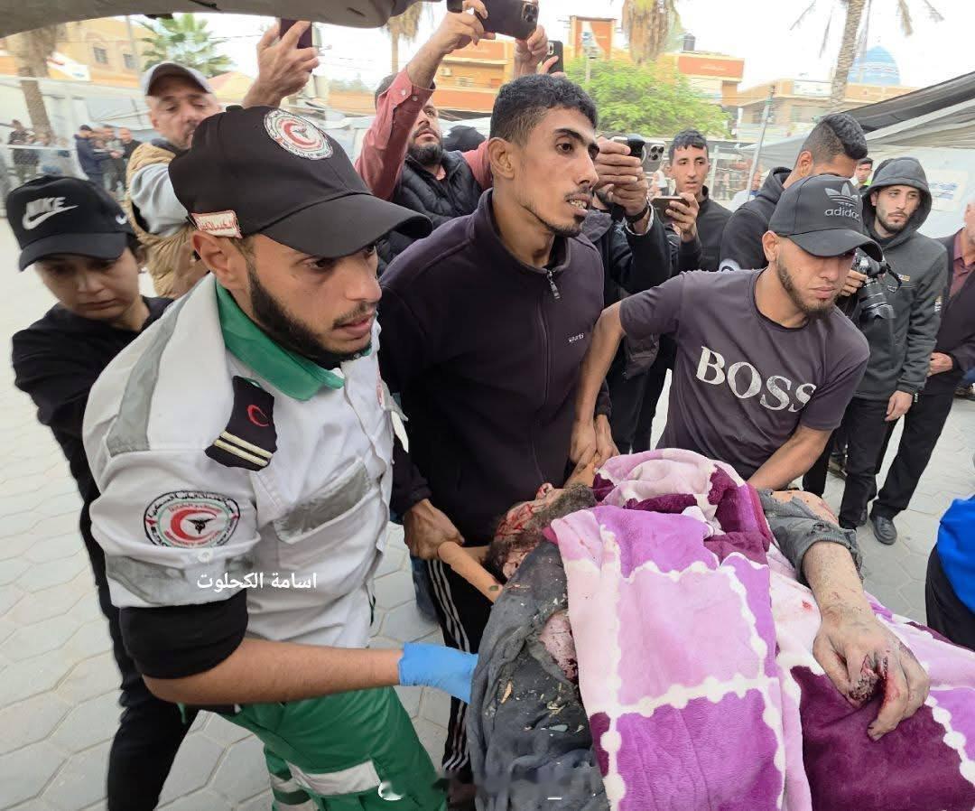 以色列军队袭击了巴勒斯坦加沙地区中部代尔巴拉赫镇的一座房屋，造成1人受伤。 