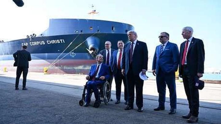 公开位置=变相护航？
特朗普为何主动曝光委内瑞拉油轮行踪，细思极恐。
 
2月2