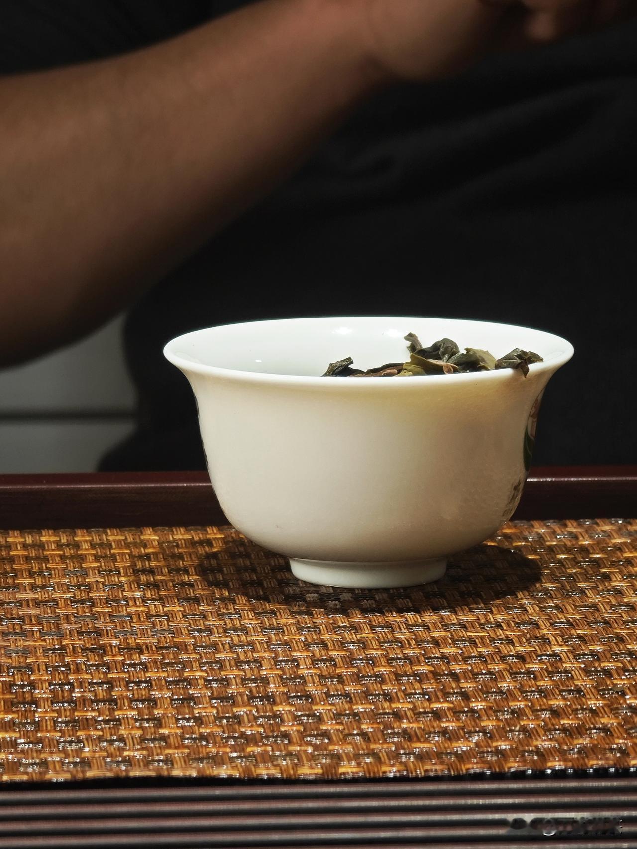 冬至大如年，人间小团圆，冬至已至，愿你所念之人皆平安，所想之事皆顺意，愿你冬至欢