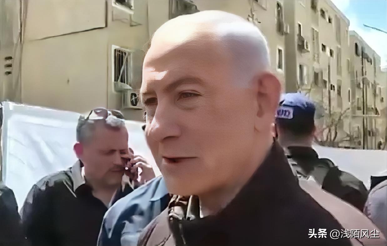 记者:“如果霍尔木兹海峡不开通，你会帮助特朗普炸毁伊朗的电网吗？”

内塔尼亚胡