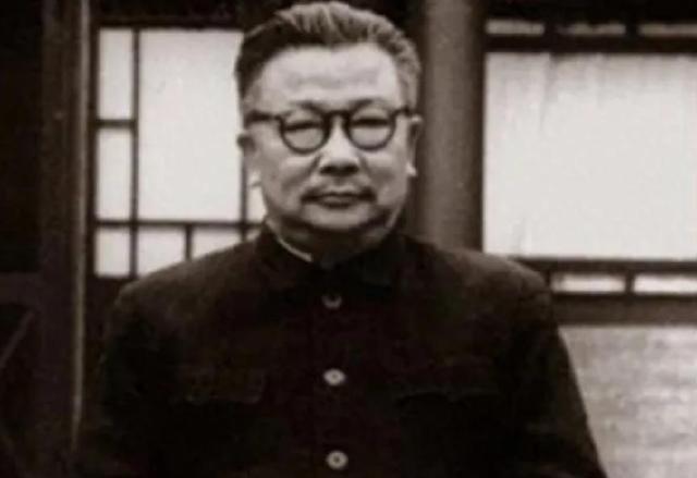 1950年，李克农给台湾发一电报，毛人凤看后瘫倒，电报上说了啥？

1950年2