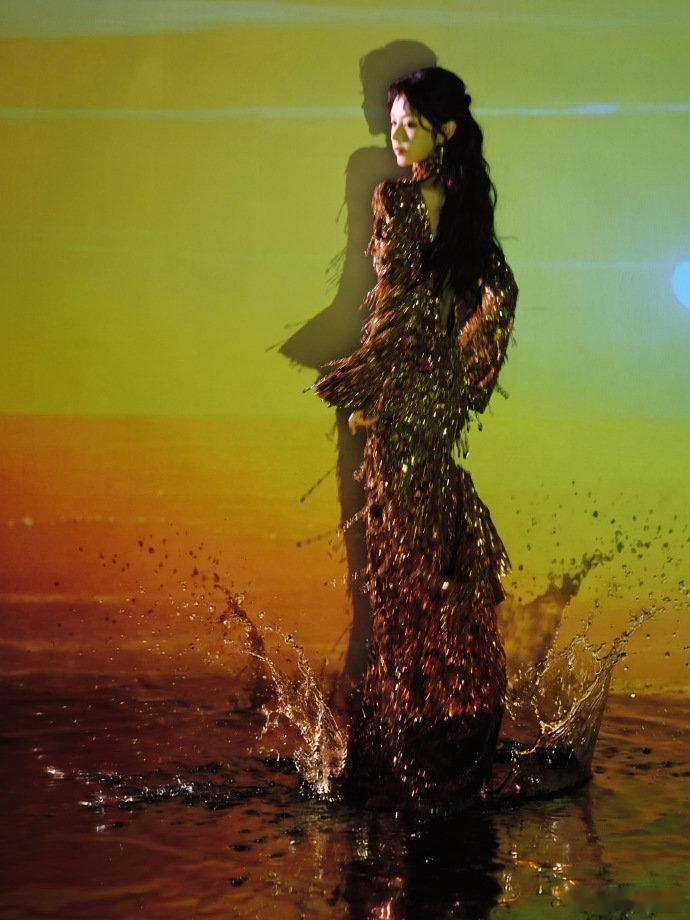 田曦薇星光大赏造型太惊艳了！田曦薇每次活动造型都很不错！造型师审美绝了！腾讯视频