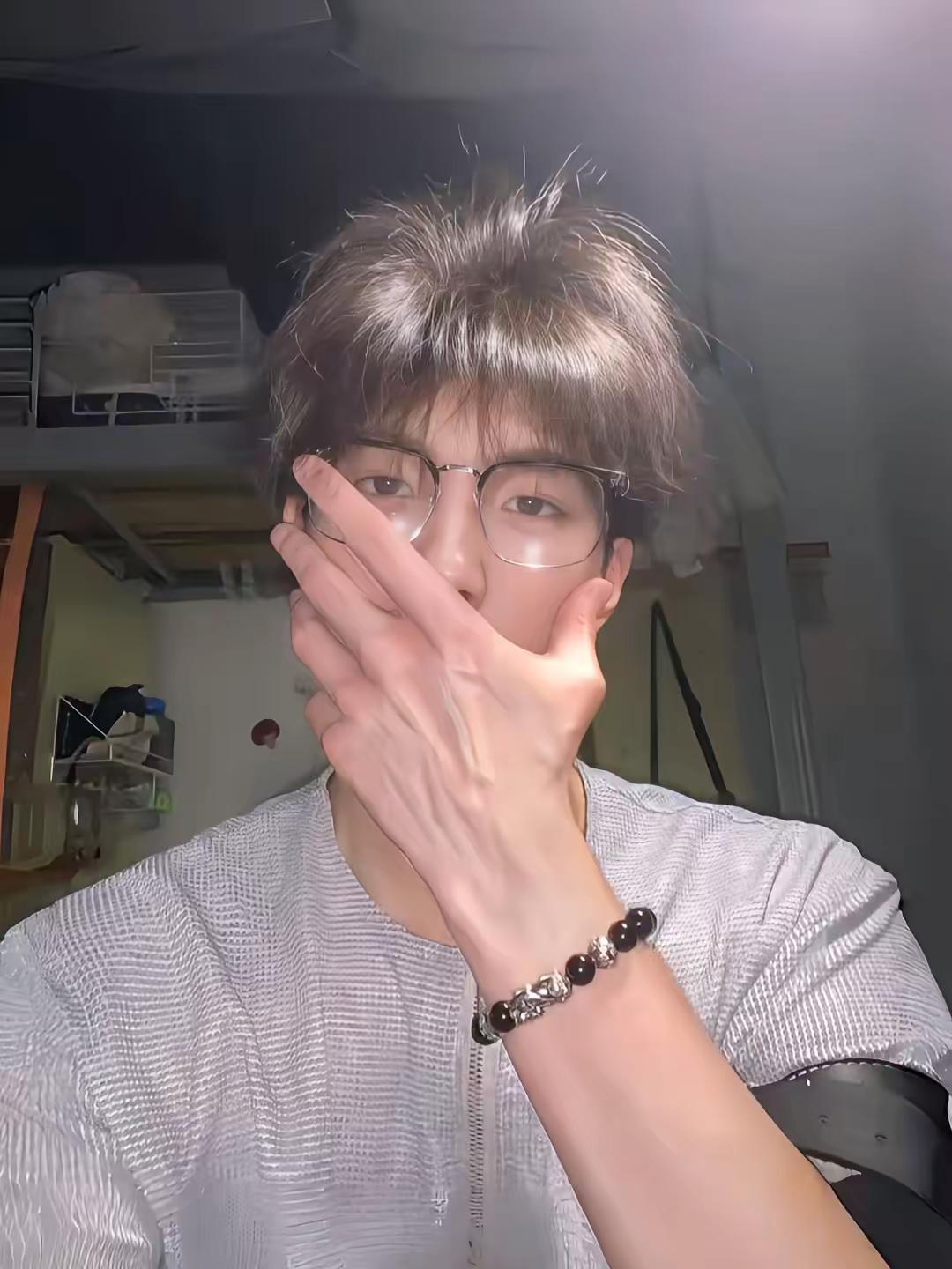 买了300抖+，定向甜妹，刷到的麻烦吱一声