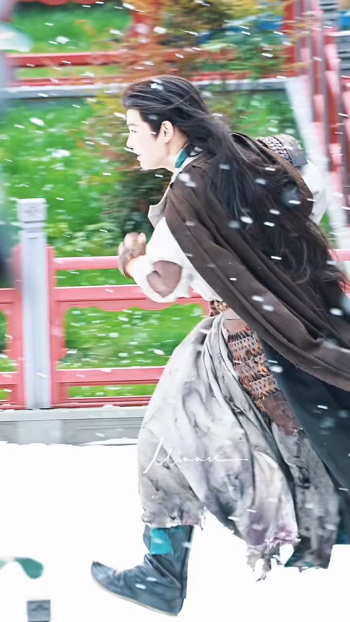 这个飞奔，这个长发随风飘逸啊啊啊啊啊 