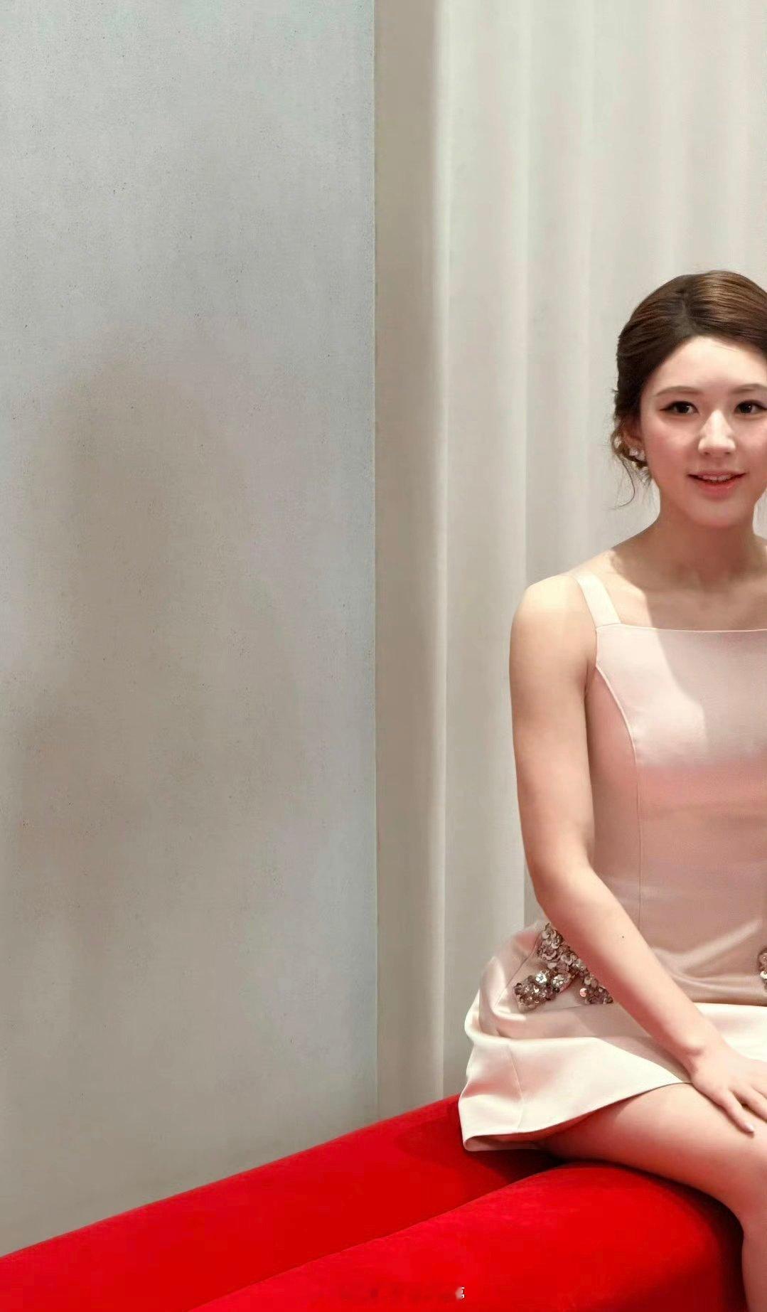 赵露思品牌活动生图，此女超美啊啊啊啊