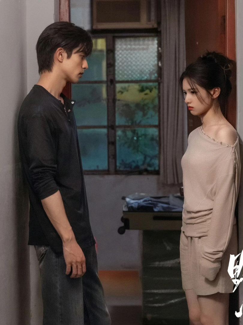 张婧仪跑步的神又发力了野狗骨头 张婧仪跑起来整个人都在发光！大动作下脸不崩，神态