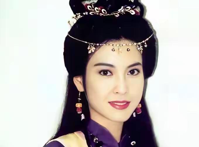 郭襄干掉哪位大魔头，竟让紫衫龙王服气叫女侠？这一刀替郭靖报了仇
 
看过《倚天屠