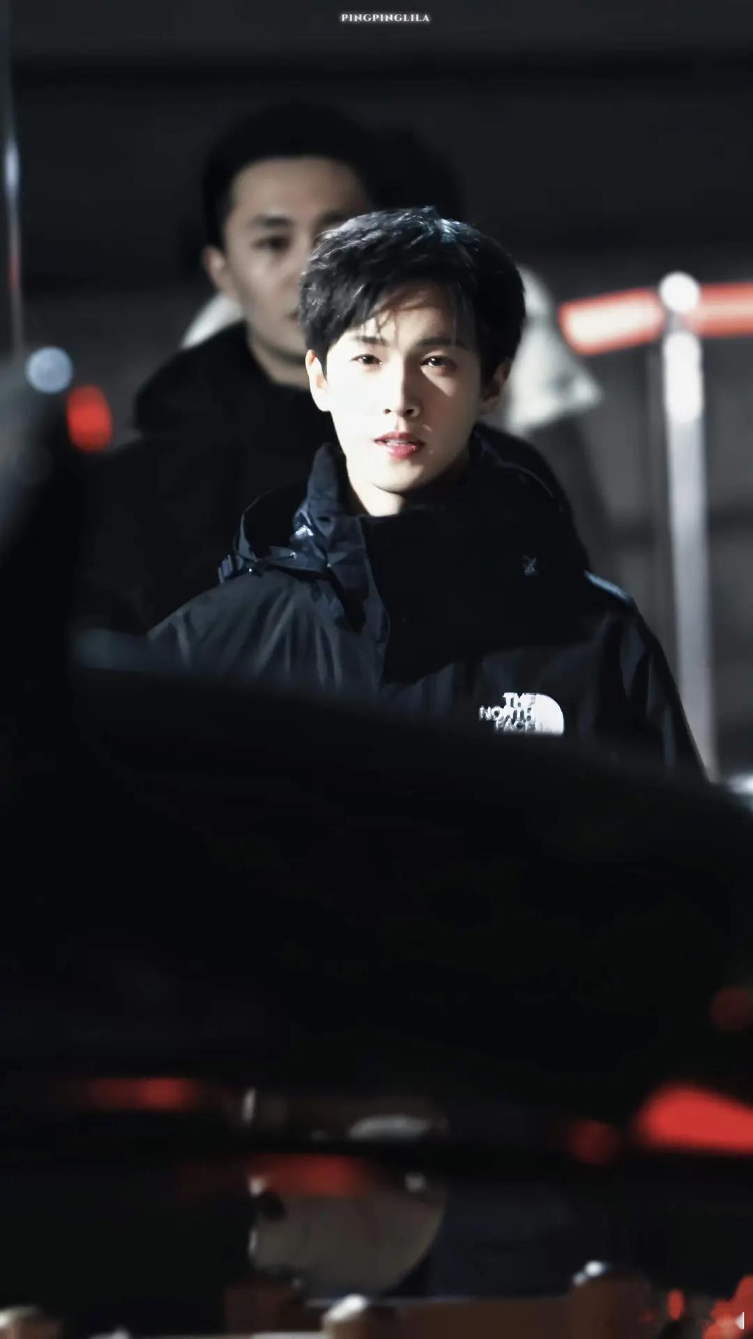 跟李昀锐没关系，别带了，来看春晚彩排🤗 