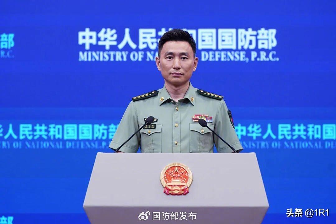 国防部重磅发声，态度斩钉截铁！任何分裂祖国的行径，都必将遭到解放军迎头痛击。国家