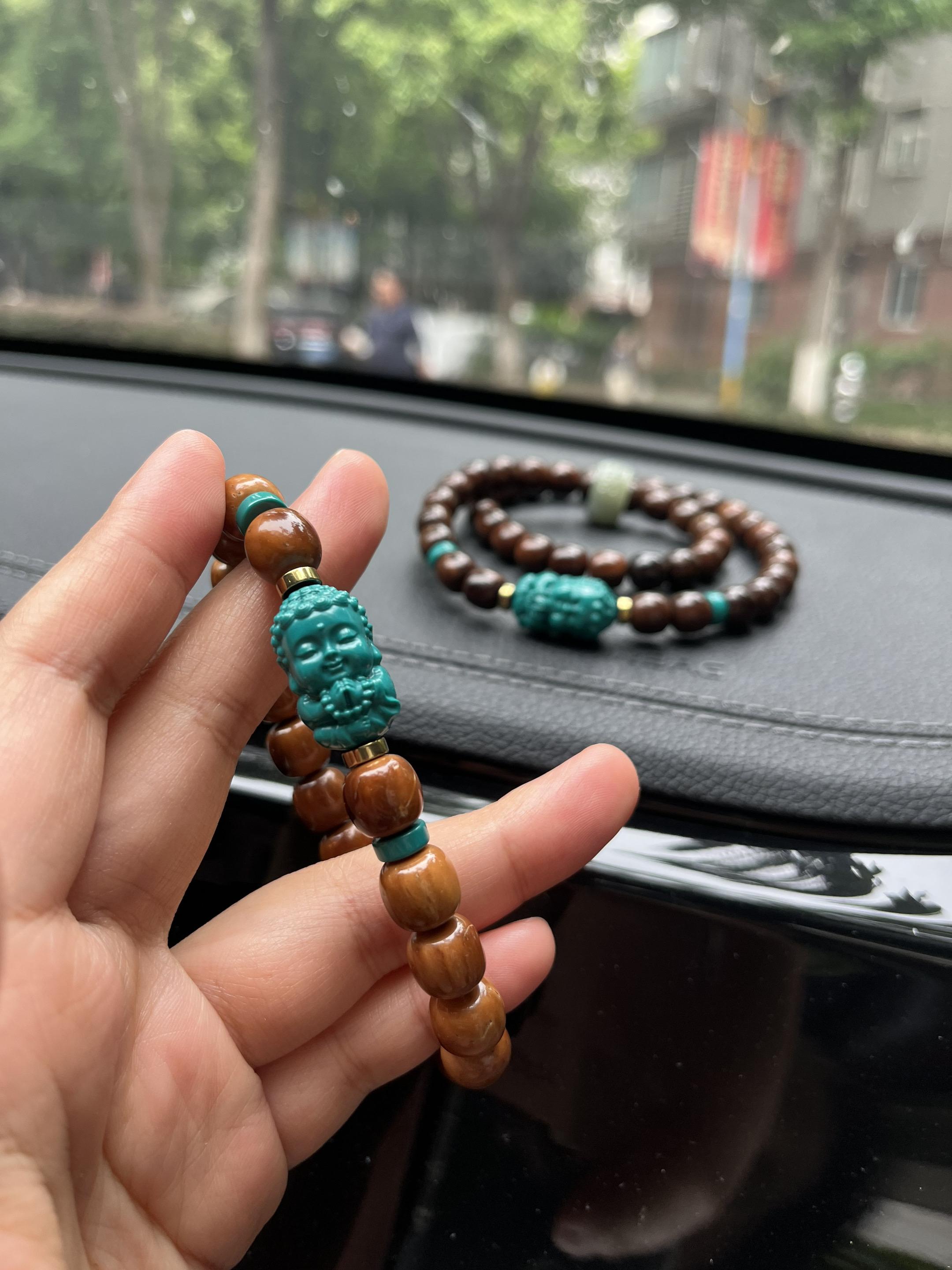 从无到有，再有到无。佛在心里，众生都是佛