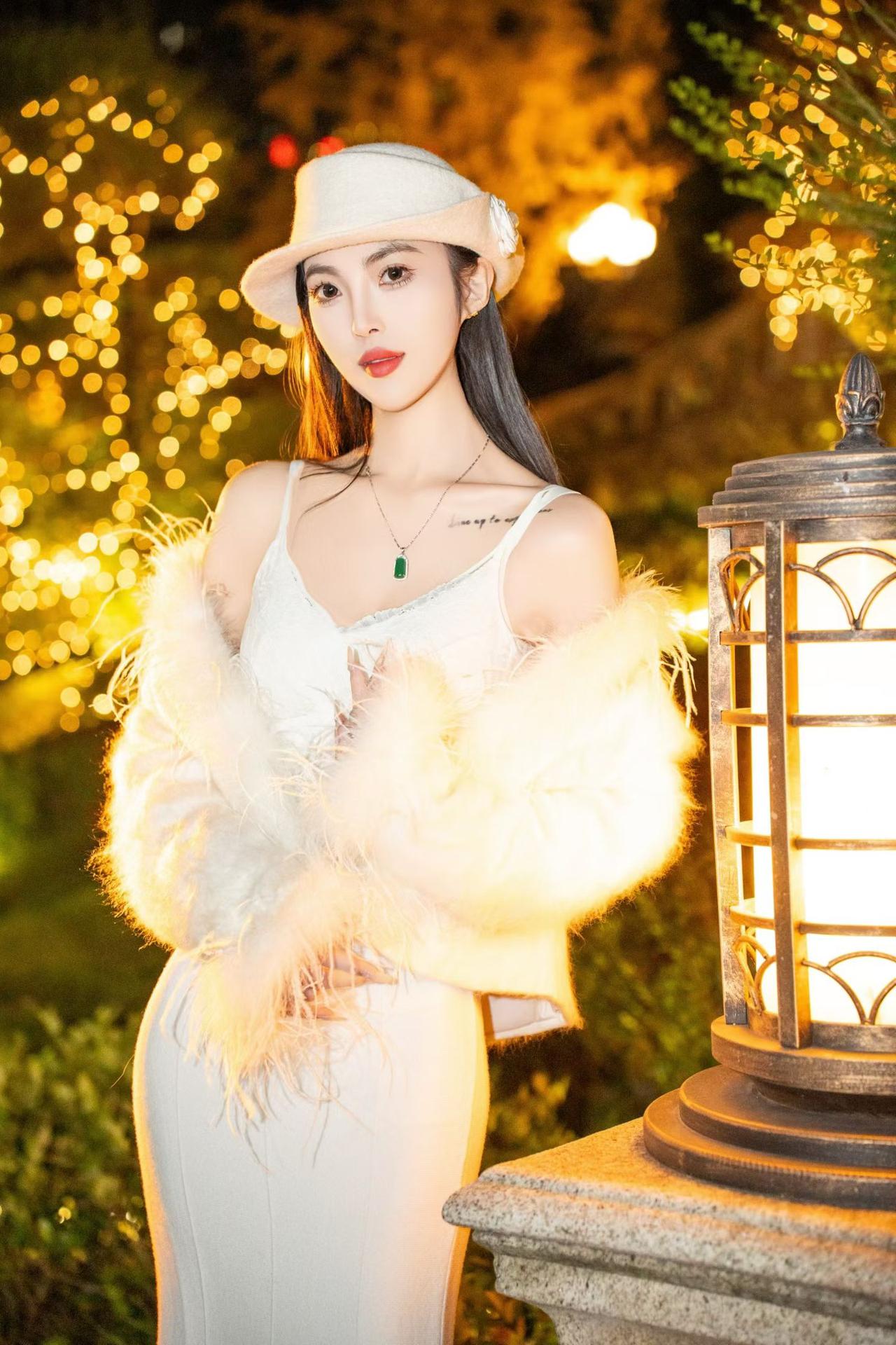 怎么评价一个人漂亮,气质,魅力?