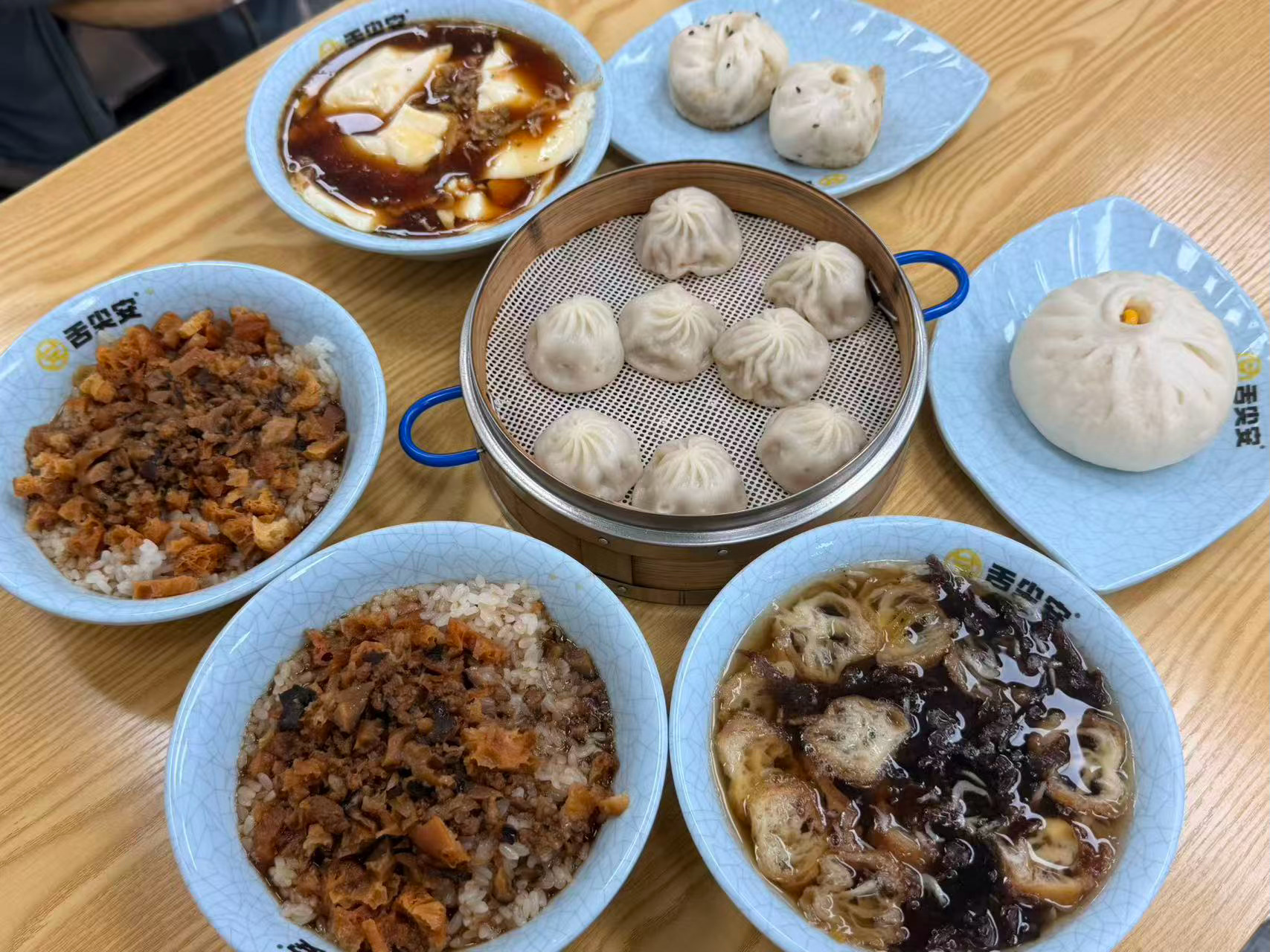 送完学生马上gogogo万恶的期末终于要结束了 最近疯狂荨麻疹 
