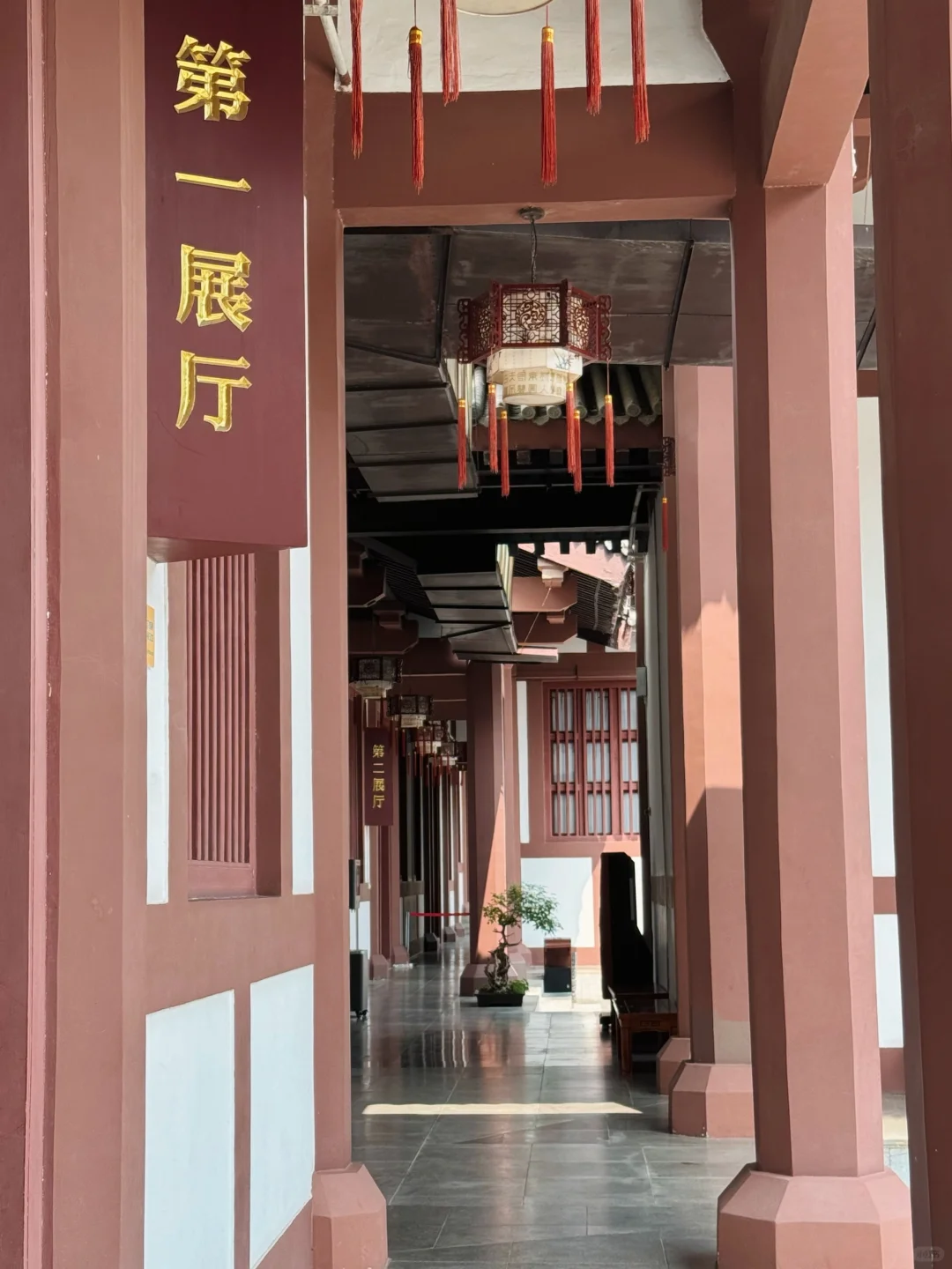 汉中拜将坛，秋色渐浓