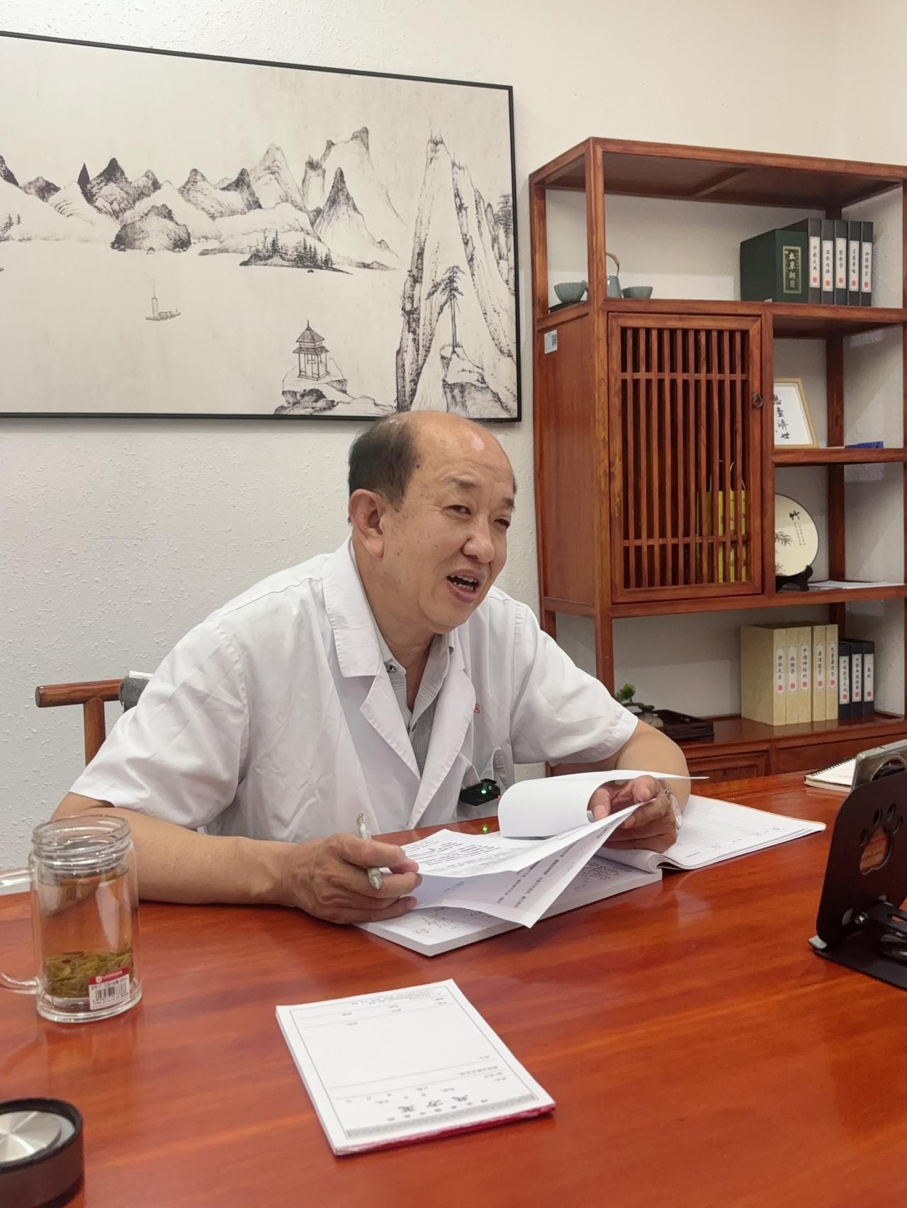 【孩子不长个、长不胖？多半是体内有“内热”，家长别只傻傻补牛奶钙片！】
很多家长
