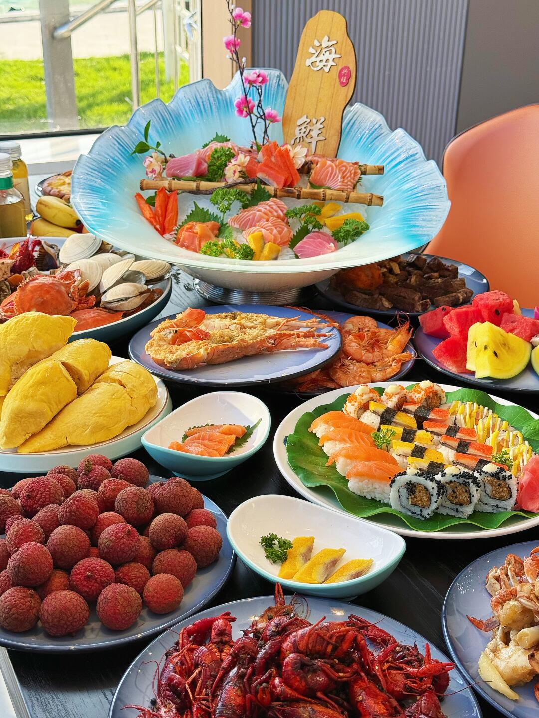 秦皇岛！！在吃海鲜这块还得看这家。。。