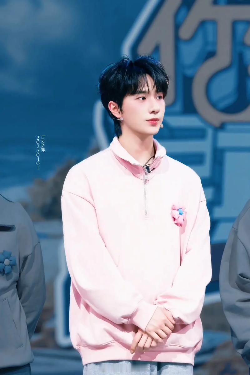 李宏毅限高涉案金额1118万 合约里的霸王条款太离谱，私自接戏要赔百万，未成年签