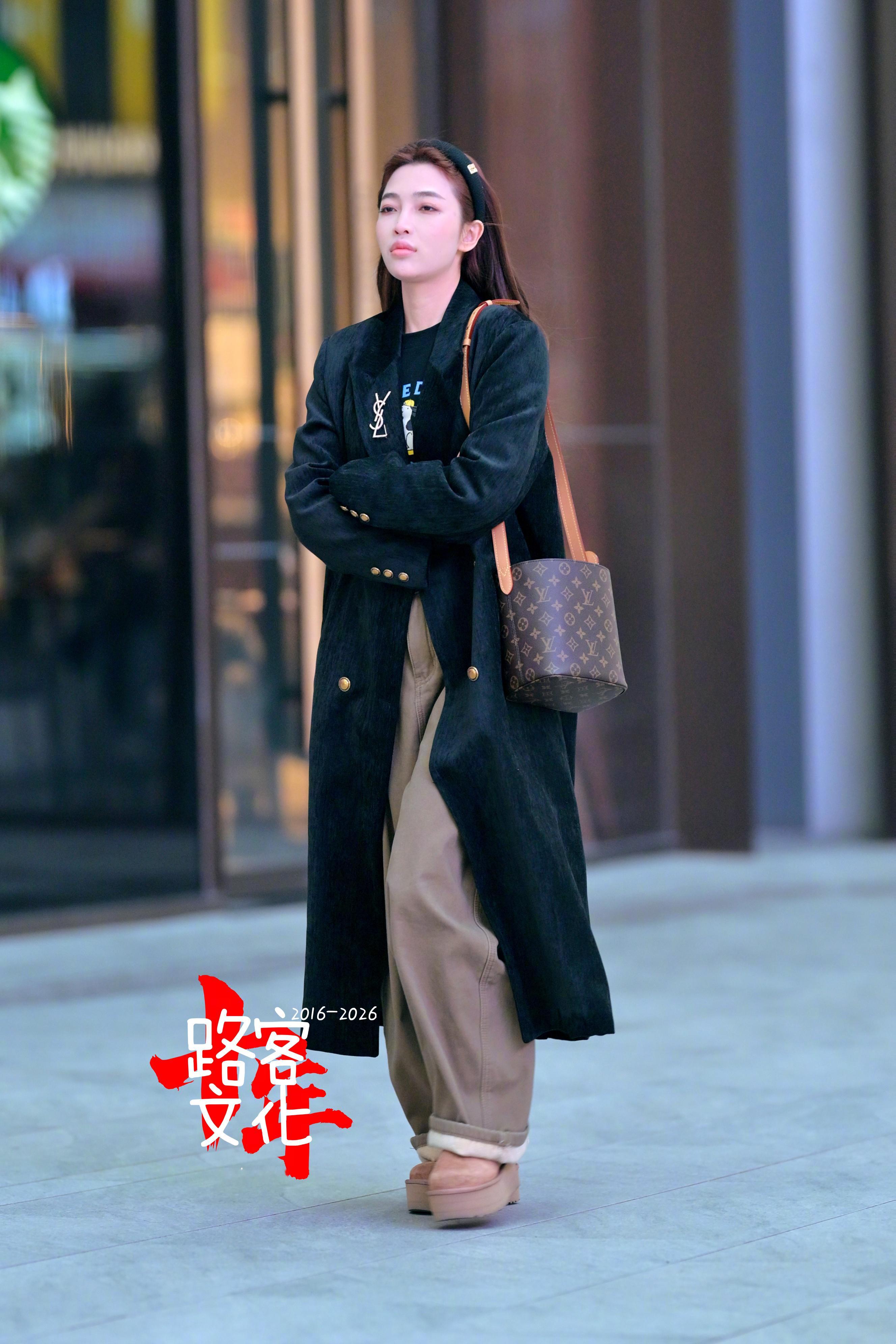 最近老是忙的忘了更新微博。。。大家理解一下 