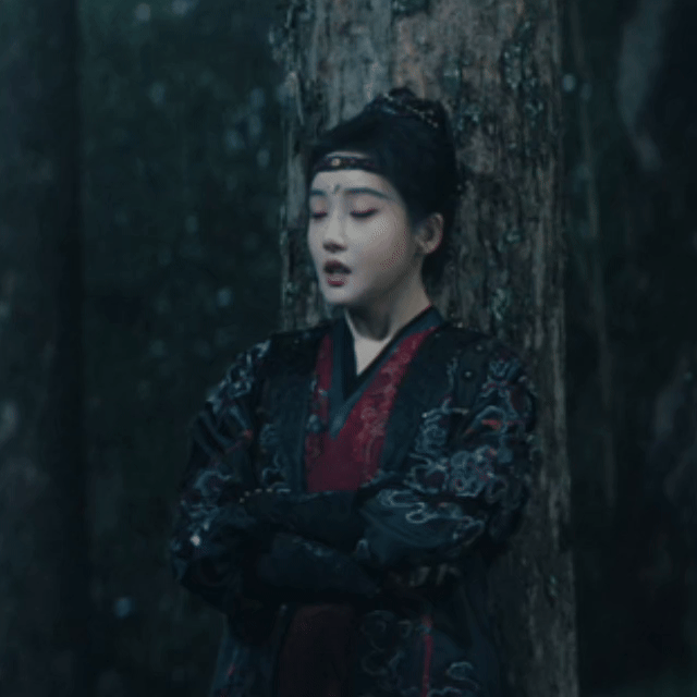 姜贞羽让露芜衣叫姐姐姜贞羽把郭氏美学演出了另一种味道谁还没被司封这口反差饭香到？