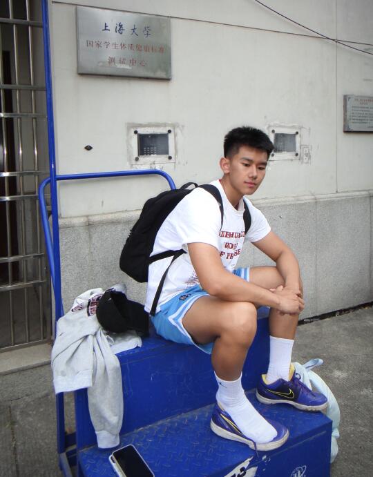 够不够学生感啊！！！