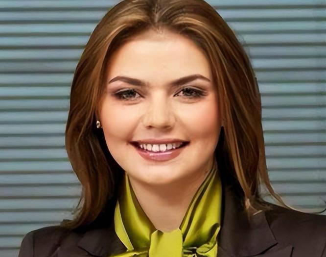 别再瞎猜绯闻了！普京选中卡巴耶娃，根本不是什么宫闱戏码，而是给俄罗斯的文化战车，