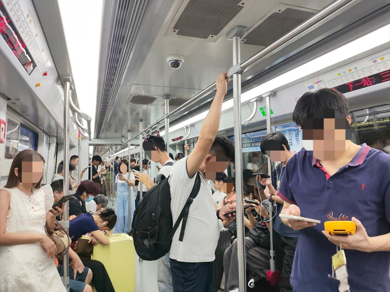 【广州白云国际机场→广州地铁】网友：2026年9月24日（周四，中秋假期前一天）