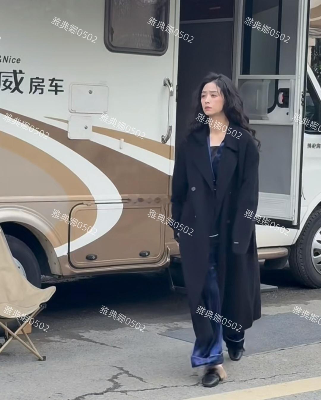 自从蒋欣开始花大力气减肥之后，觉她整个人状态都不好了！ 不仅没有了华妃时期的那种