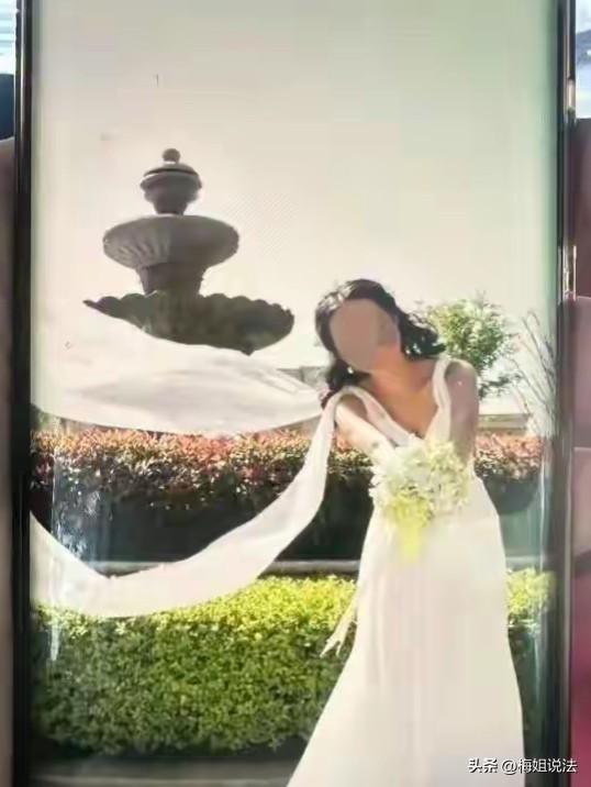 陕西咸阳，一美丽少妇被老公打的快没命了，想离婚却被驳回。但被驳回的第13天，她就