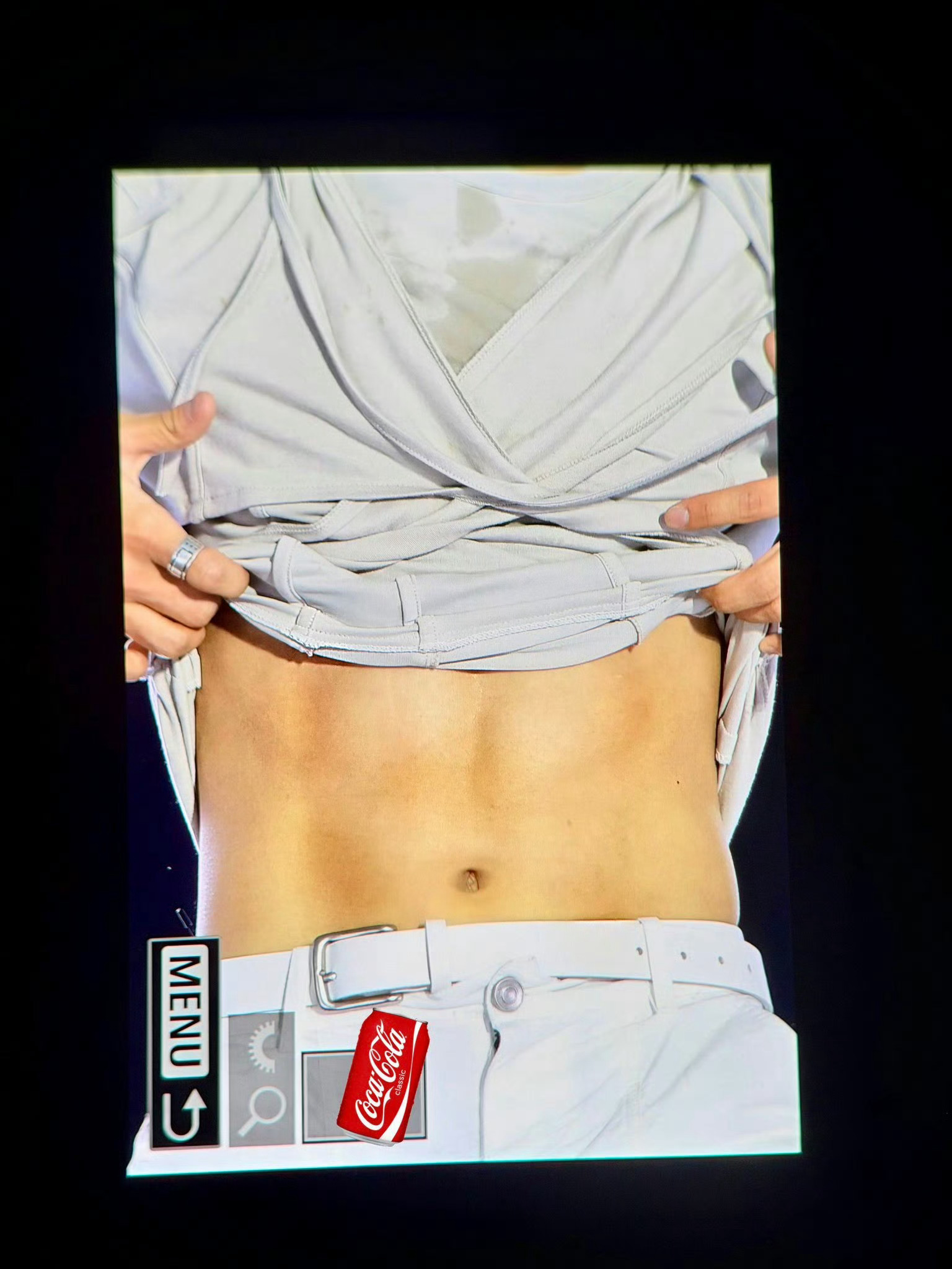 贺鑫隆 🐱贺鑫隆ald1唯一主舞 让我舔舔👅👅👅cr.050311cok