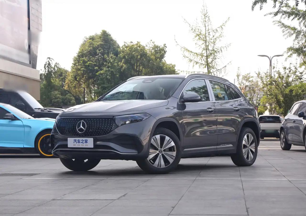 奔驰EQA家用实用性：品牌舒适在线，空间偏精致代步

奔驰EQA作为豪华品牌纯电