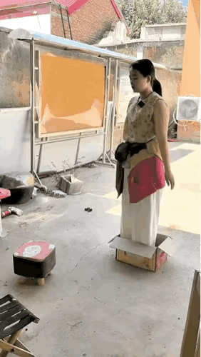 不自量力，这下芭比Q了吧

     正常人都知道做自己力所能及的事，超出能力范