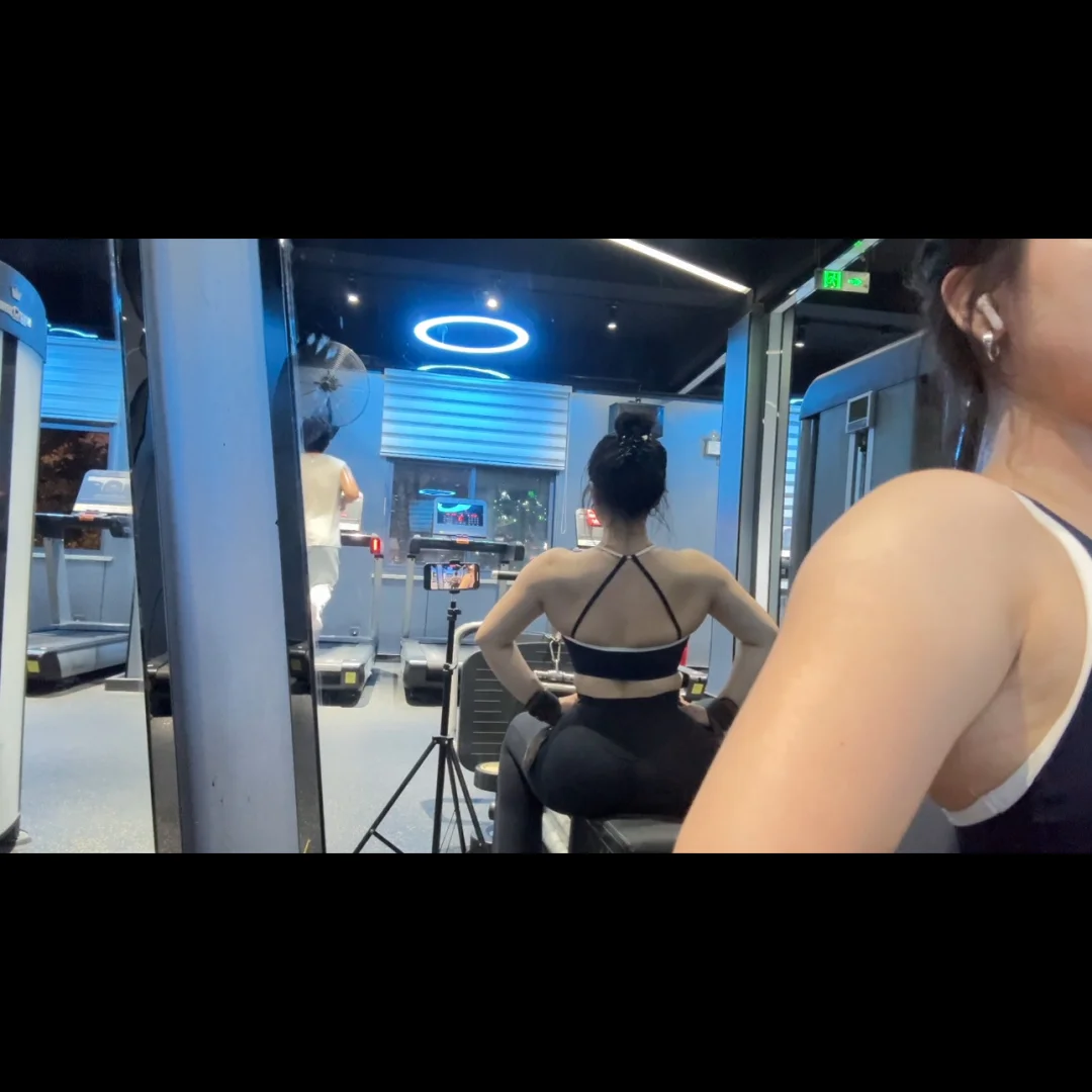 我的臀很夸张？