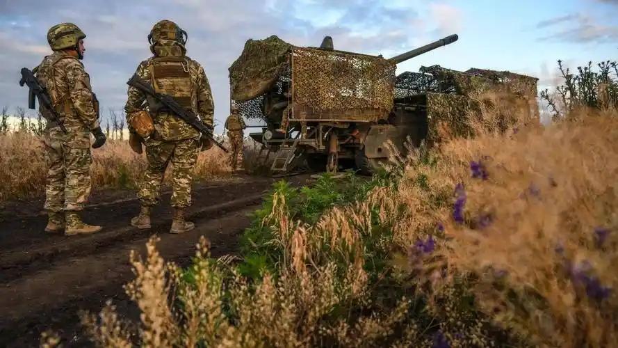 乌军三板斧瘫痪俄40%石油出口，能源暗战改写俄乌战局。

俄乌战场不打地面战，乌