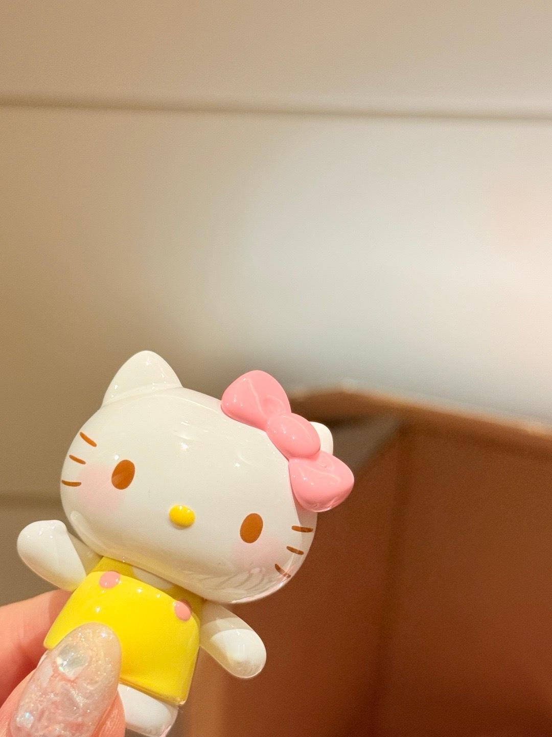 感觉我淡妆好看点 