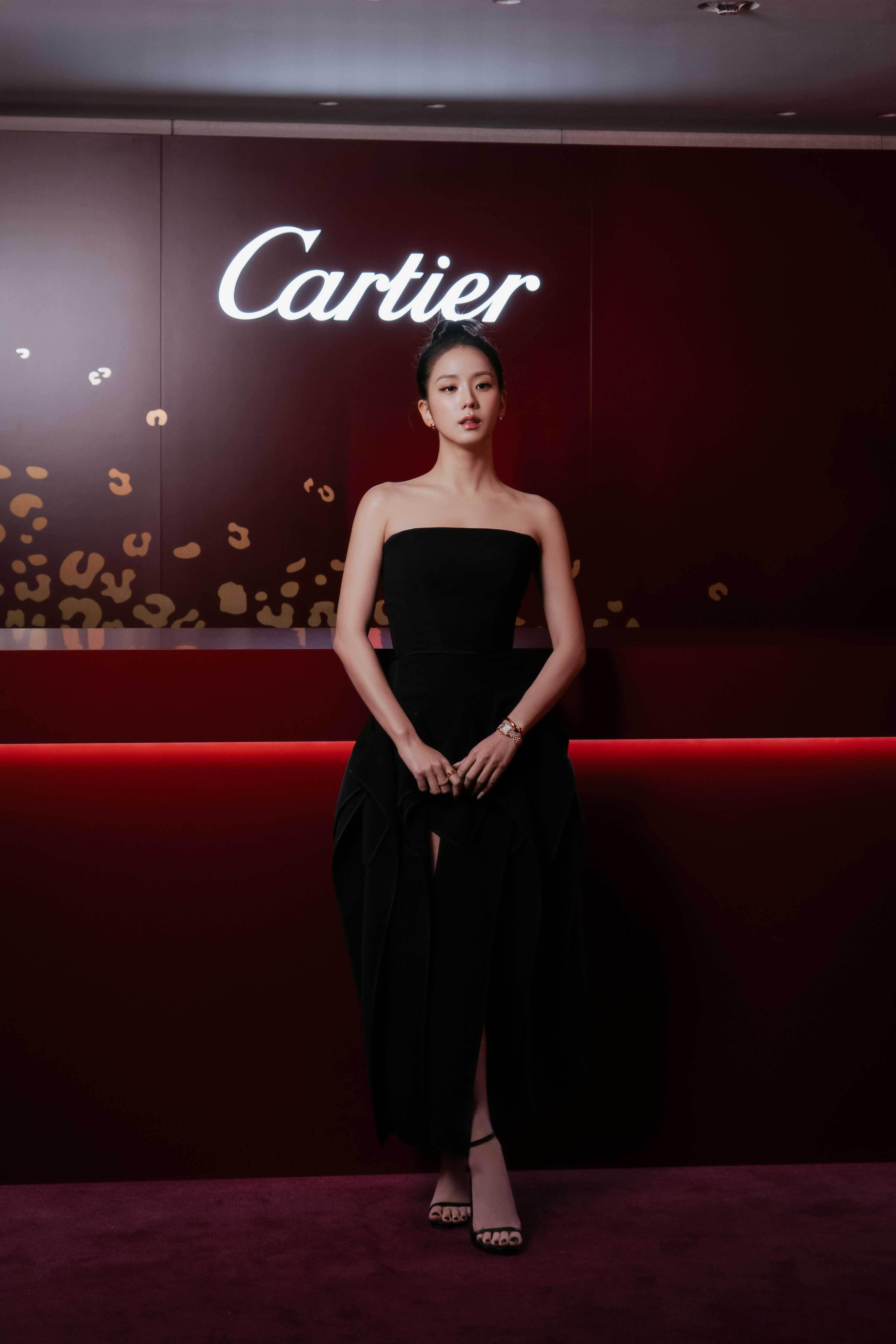 251223 Jisoo App更新🖤[📸]Cartier EOY Part